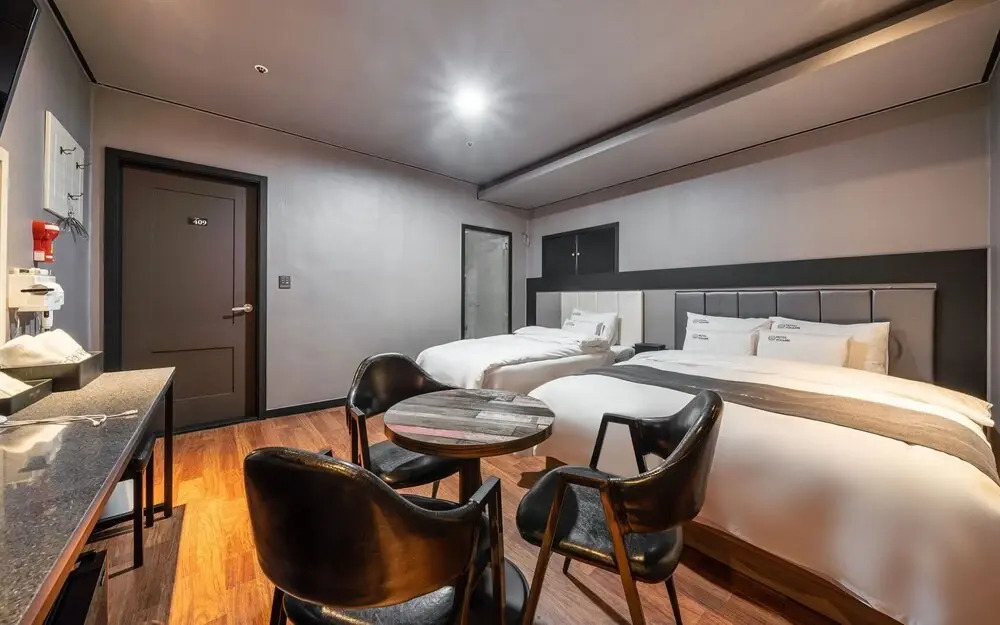 You&Me Hotel