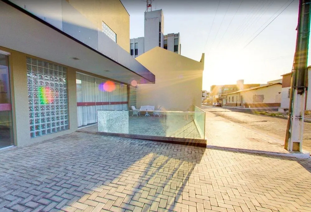 Maktub Hotel