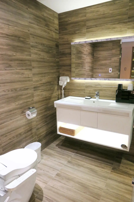 Gogo Hotel