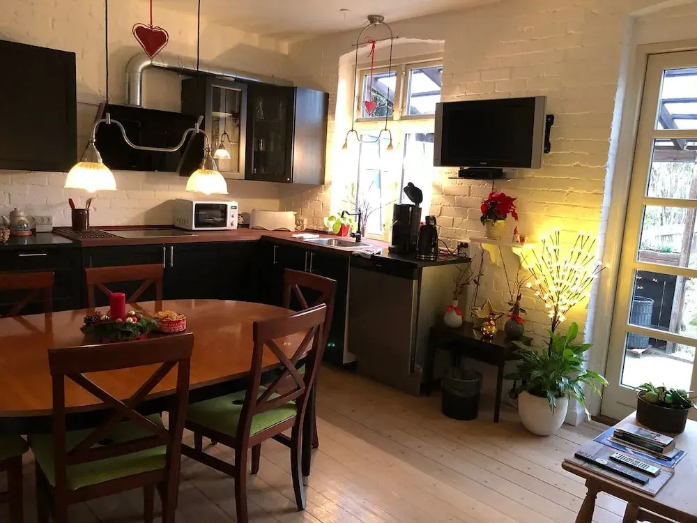 Davaas Bed & Breakfast