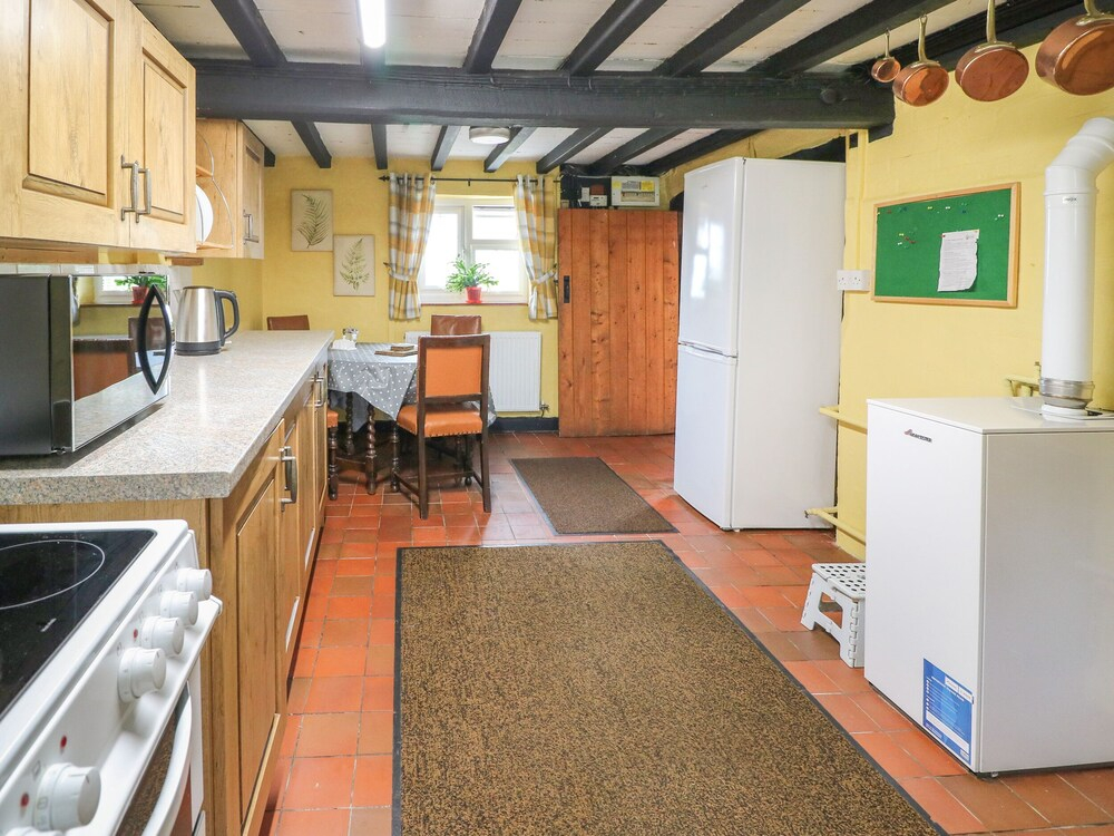 Caerau Farm House