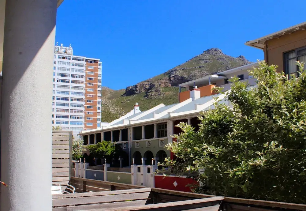 Surfs Up Studio Muizenberg Beachfront