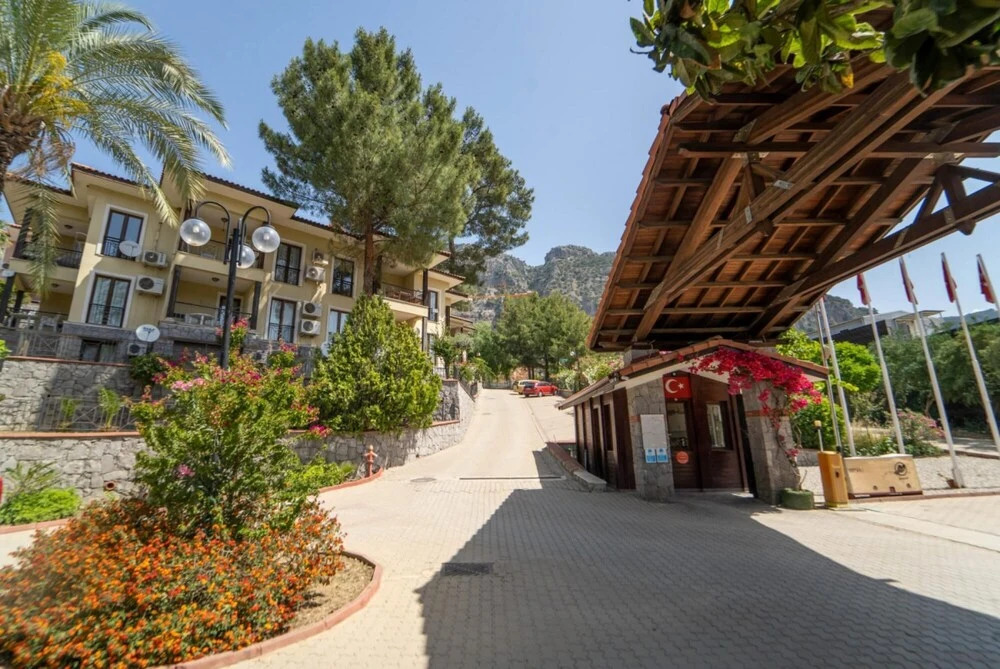 House With Balcony and View Near Beach in Gocek