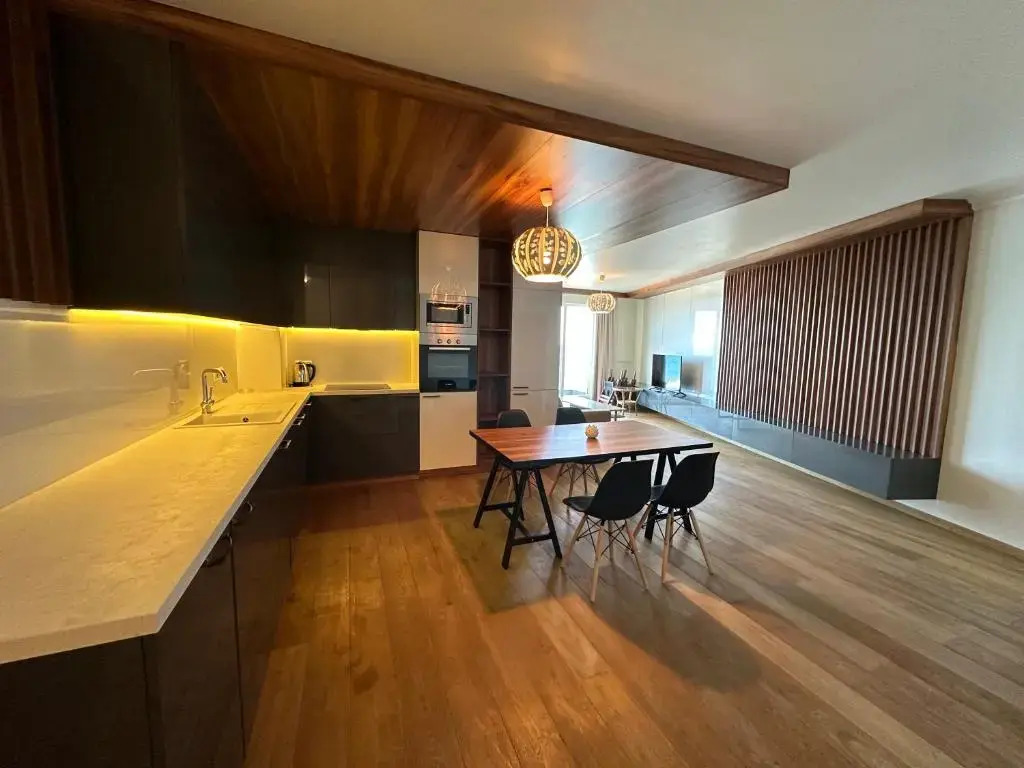 Botabara Del Mar Apartments
