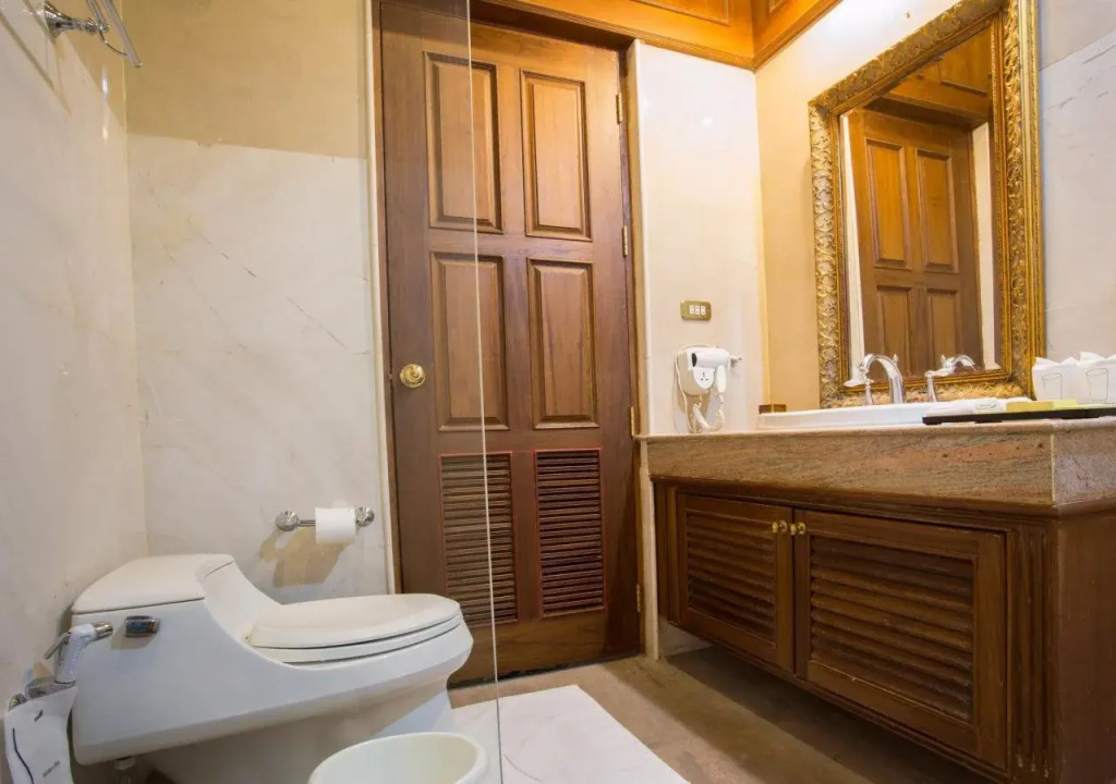 Chateau de Khaoyai Hotel & Resort