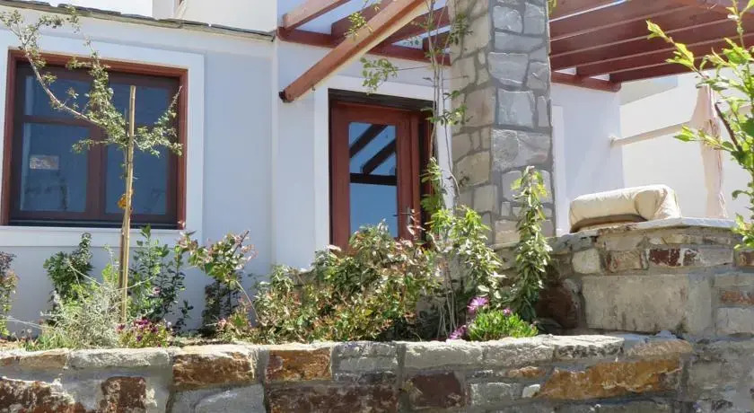 Villa Ikaros