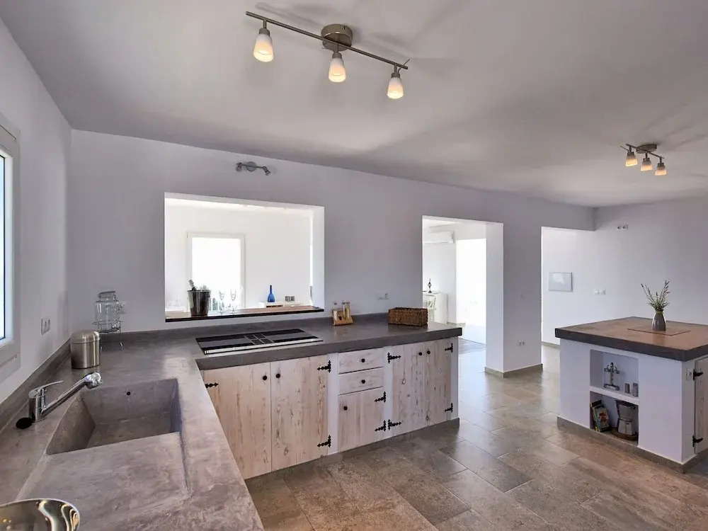 Premium Holiday Home in Benajarafe with Hot Tub