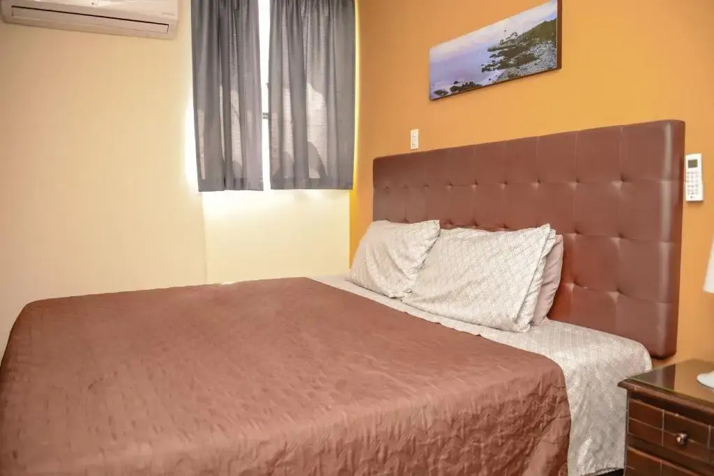 Calle 8 Suites