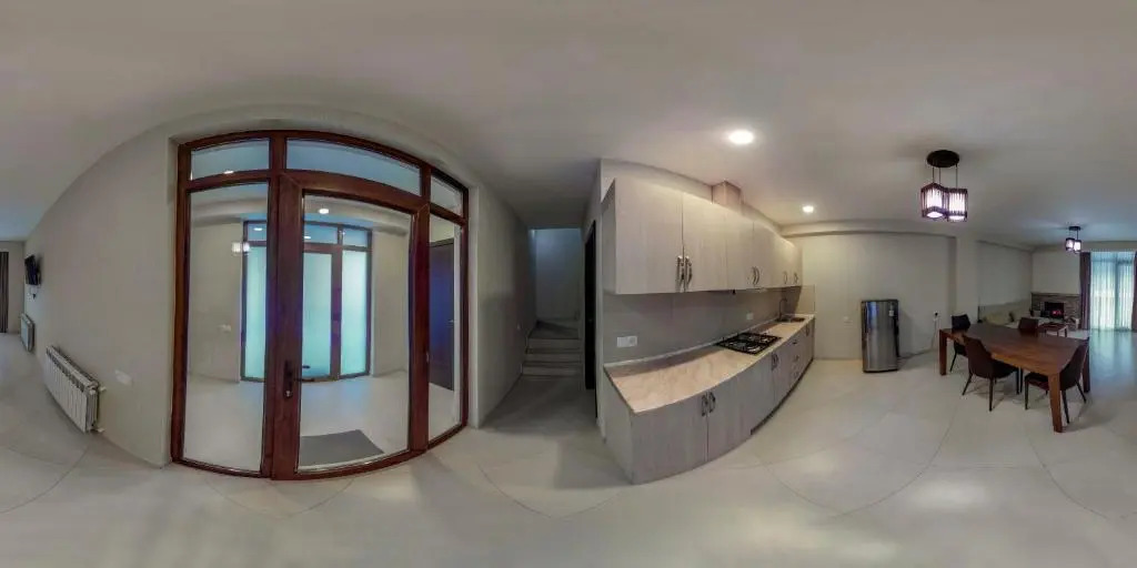 Crystal Town House