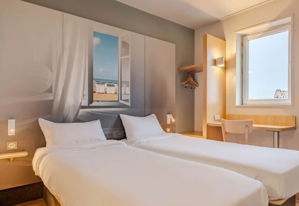 B&B HOTEL Calais Centre St Pierre