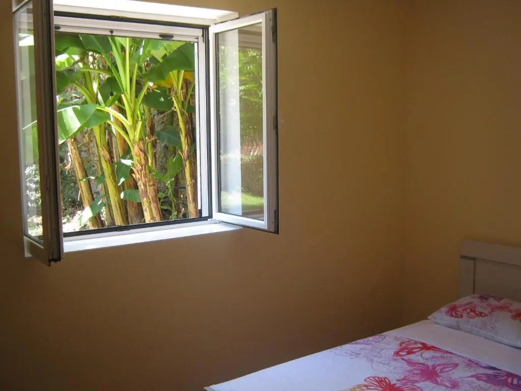 Zora Holiday Home