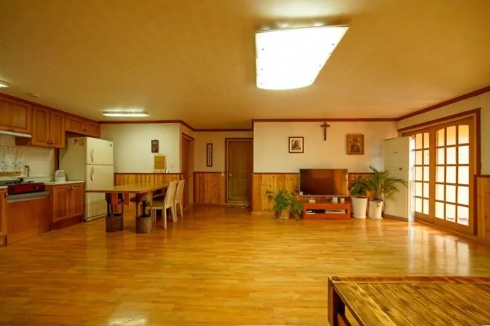 Ganghwa Wild Flower Pension