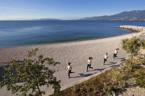 Hostel Kvarner-Rooms with private bathrooms& Dorms