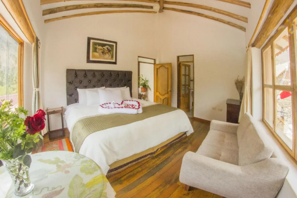 Parwa Guest House