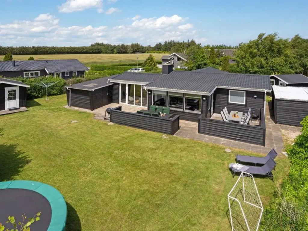 Holiday Home Edel - 650m from the sea by Interhome