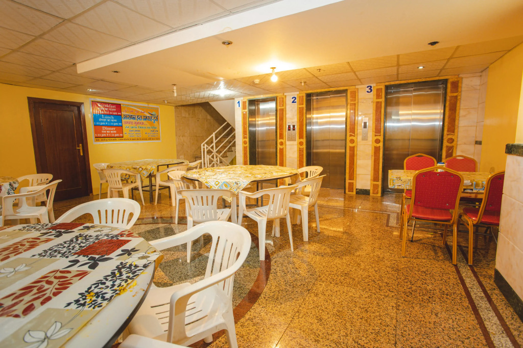OYO 532 Shoaa Al Shaab