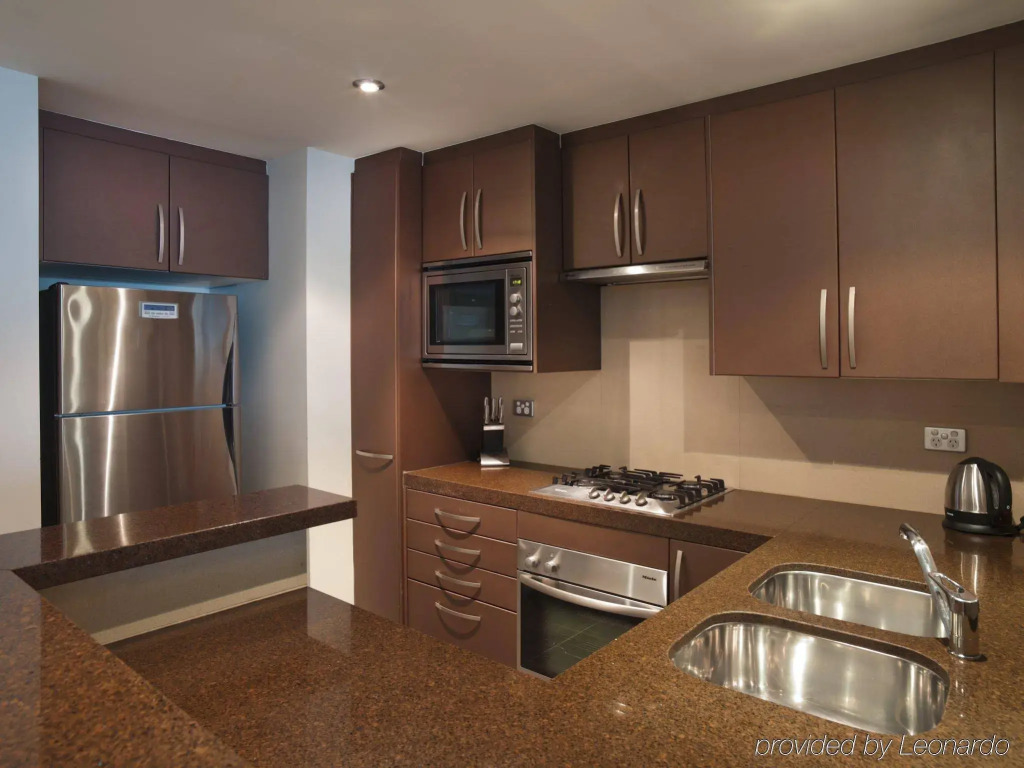 Meriton Suites Bondi Junction