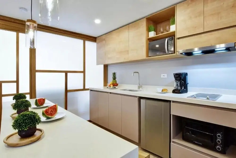 Kona Apartments