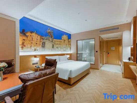 Vienna Hotel (Shuozhou Shanyin South Station Yulong International)