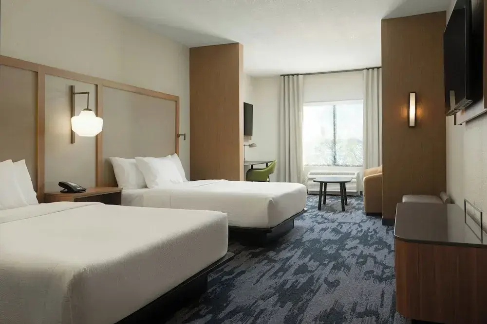 Fairfield by Marriott Inn & Suites Cincinnati Oakley