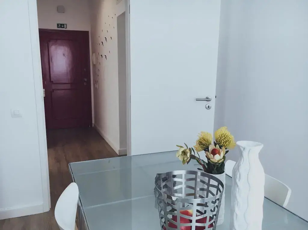 The L Apartment