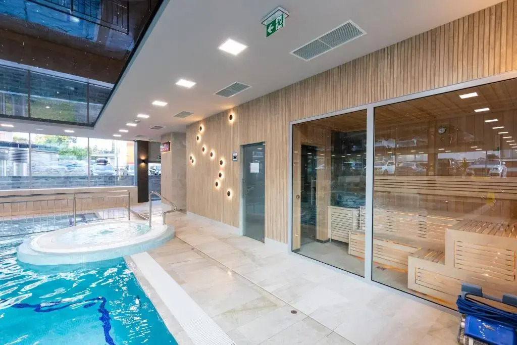 Apartament 7M z Basenem w jednym budynku Klifowa Rewal BON TURYSTYCZNY !!!