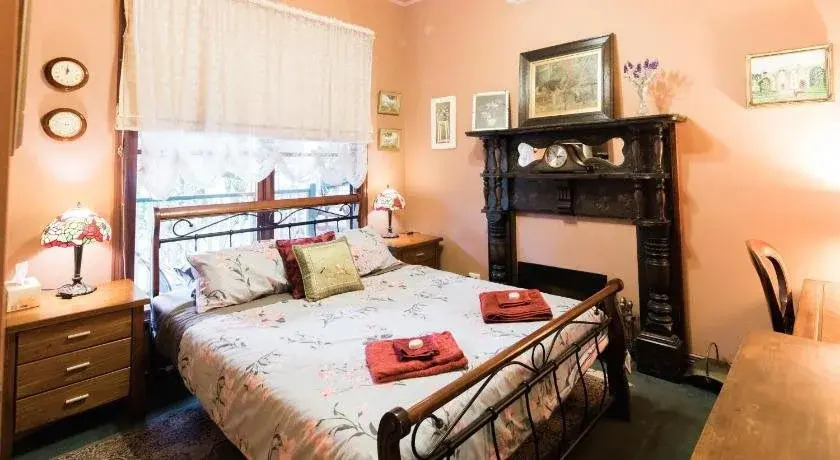 Rustic Refuge Guesthouse