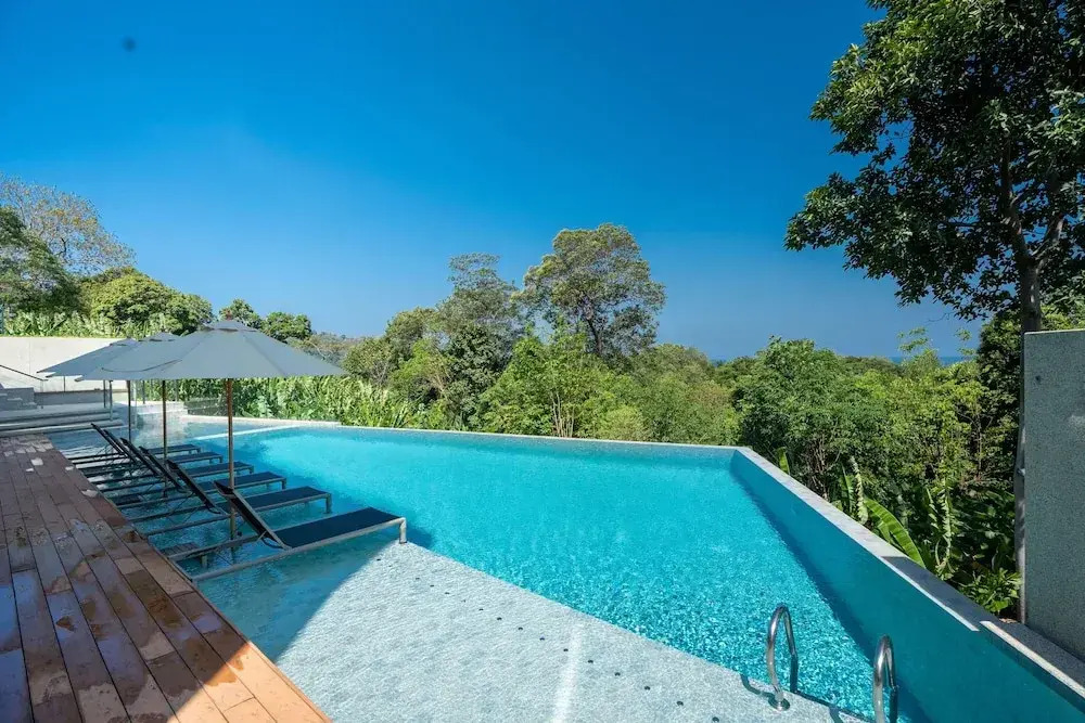 Luxury 2BR Apartment in Bluepoint 82