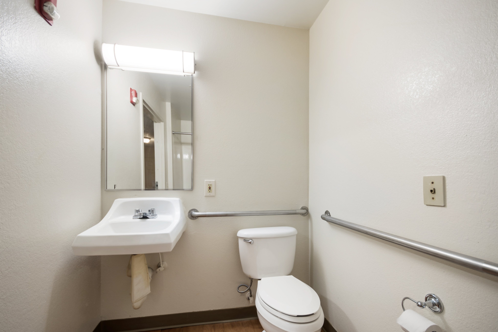 HomeTowne Studios by Red Roof Seattle - Kent/Des Moines