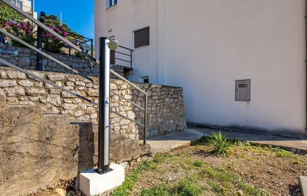 Beautiful Apartment in Sveti Juraj With Wifi and 2 Bedrooms