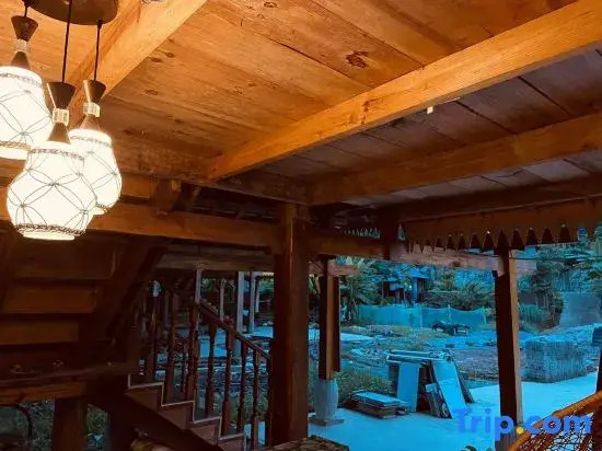 Haitang Bieyuan Homestay (Xishuangbanna Jinghongxu Big Buddha Temple Manhena Branch)