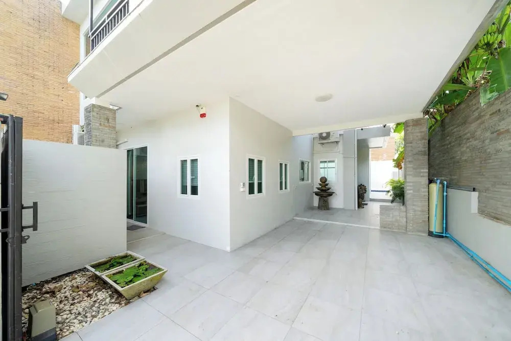 Elegant 3BR Private Pool Villa Sara near Naiharn