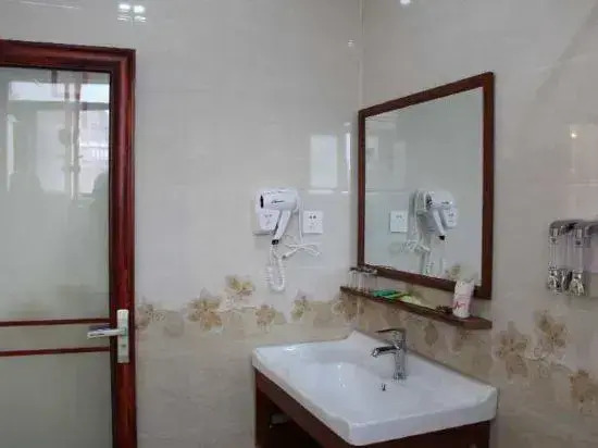 Dongxing Xinghai Hotel