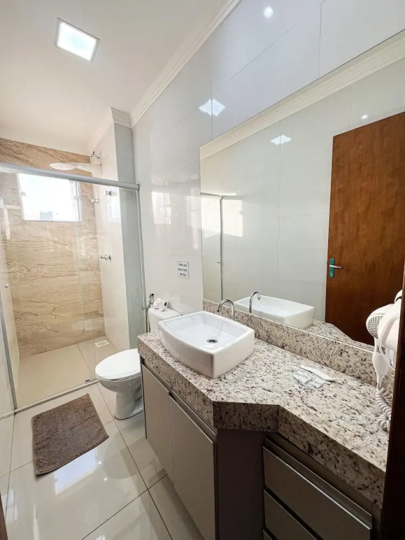Apartamento 2 Quartos próximo ao Parque, com Ar condicionado