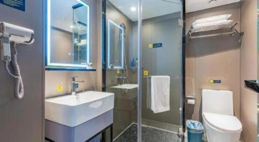 7 Days Inn (Guangzhou Yangji Metro Station)