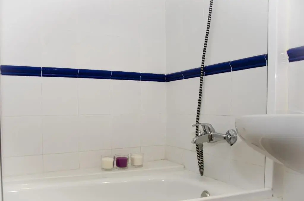 Ochomin Hostel
