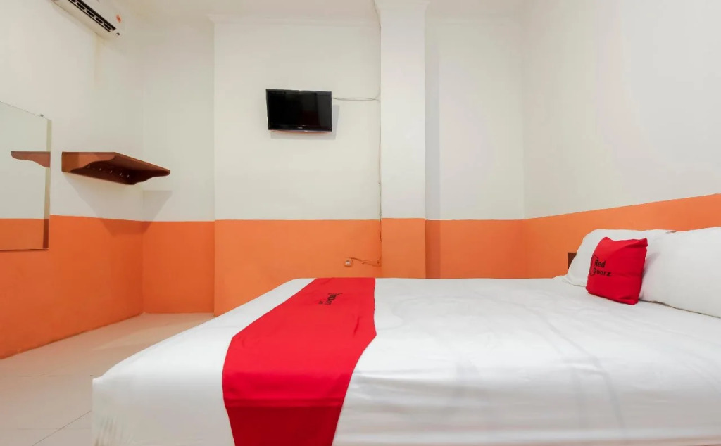 RedDoorz Near Jalan Jendral Sudirman