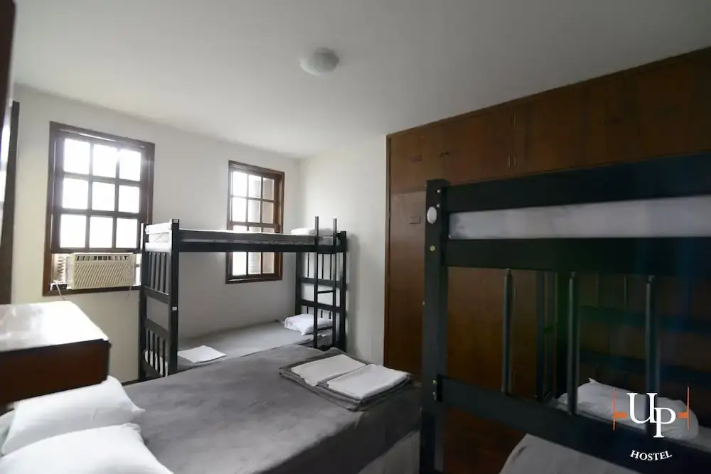 H2UP- Universidade Pampulha Hostel
