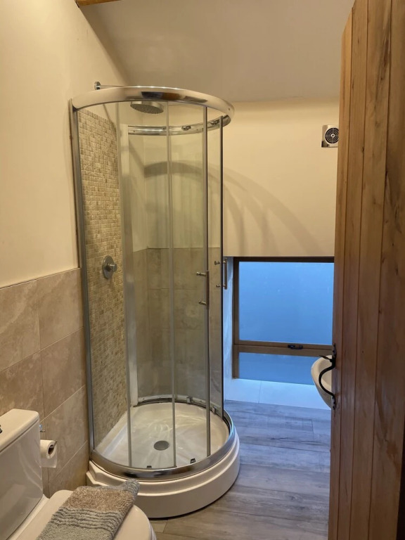 Rookery Barn an Amazing Country Retreat hot tub