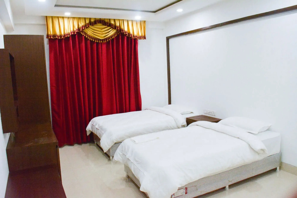 Hotel Seven Inn Bodhgaya