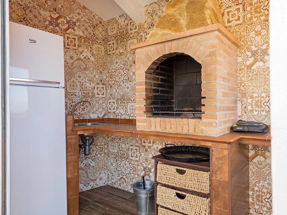Quaint Holiday Home in Sevilla With Swimming Pool