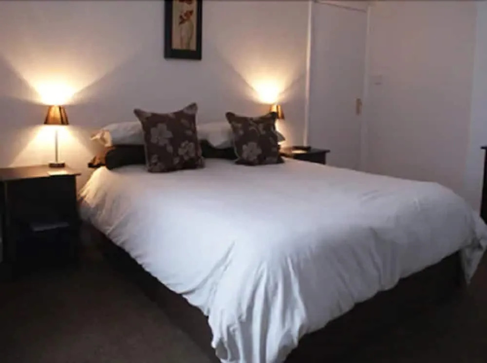 Captain Howey Hotel