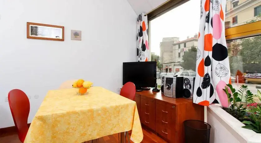 Studio Deni
