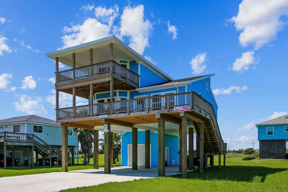 Blue Dolphin 4 Bedroom Home