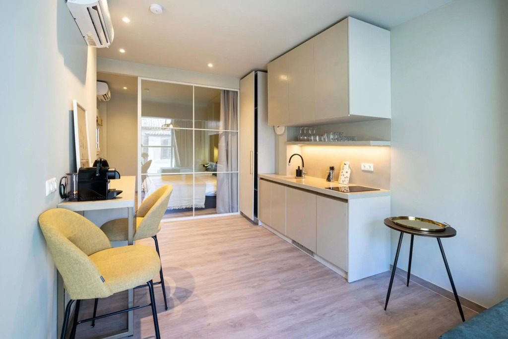 9 Muses Exclusive Suites In Syntagma