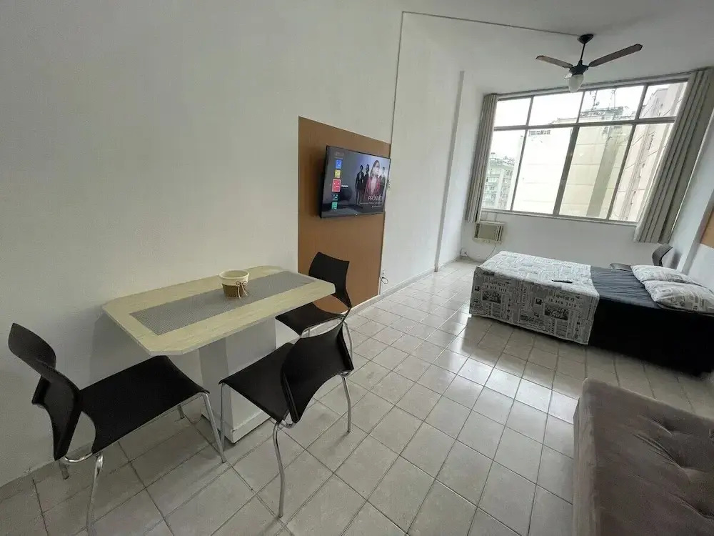 SUH Copacabana 60 Cozy Studio