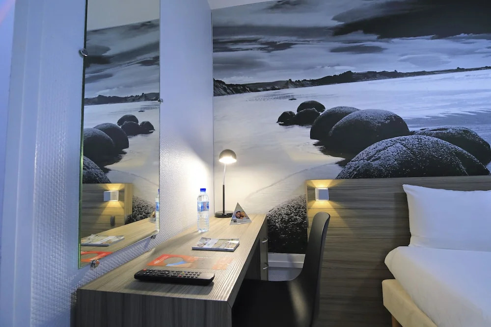 Brit Hotel Le Polder