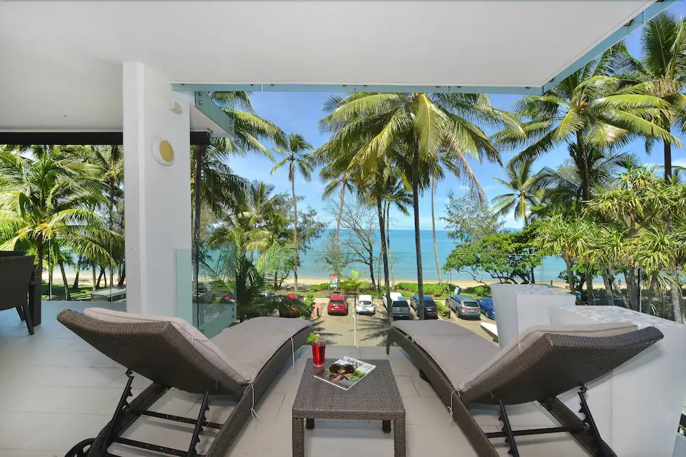 Elysium Private Apartments at The Drift Resort