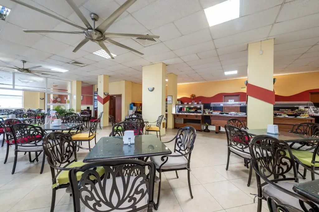 Flamingo Beach Hotel