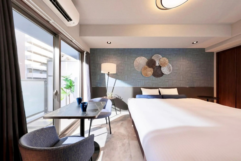 Dotombori Crystal Hotel 3